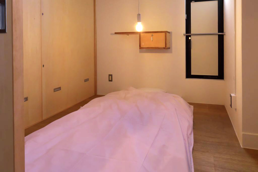 Semi Private Room / 半個室 ¥5,000